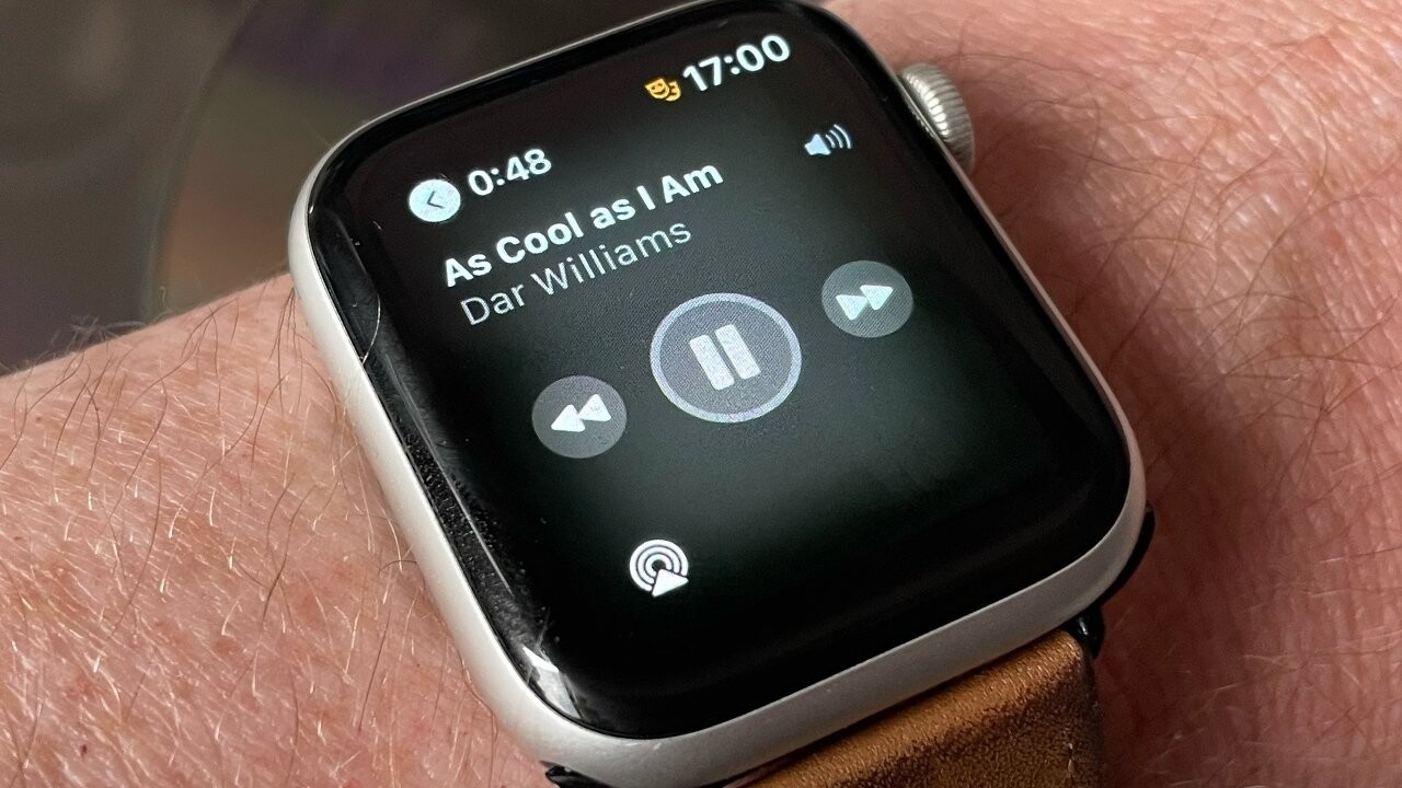 如何使用 Apple Watch 控制 Mac 上的音乐