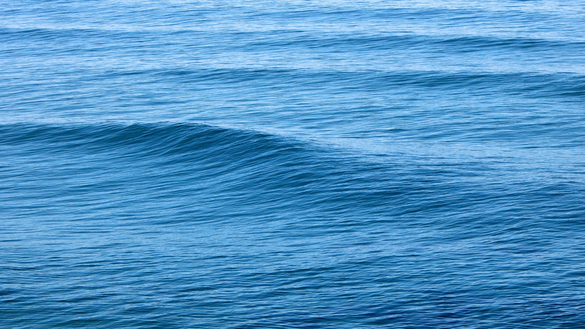 蓝色海浪唯美超清5K壁纸